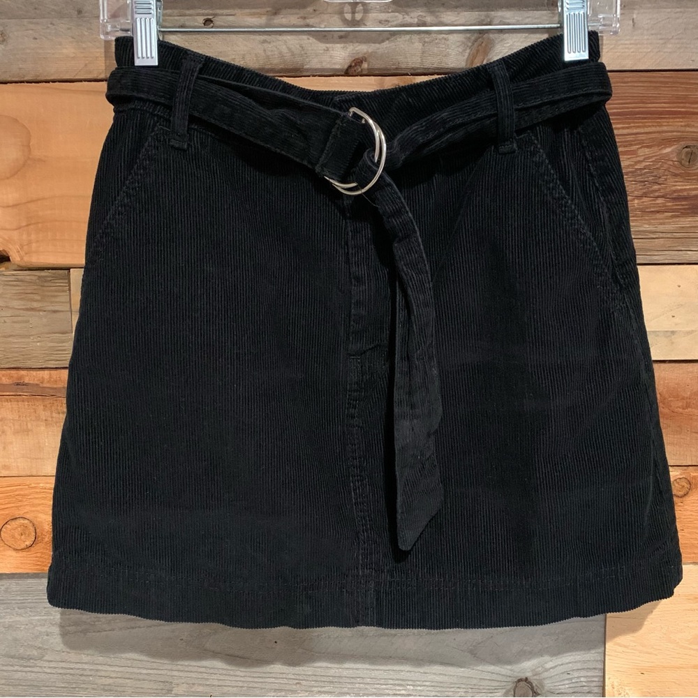 UO Urban Outfitters BDG Black Corduroy Belted Mini Skirt Size S - Picture 2 of 8